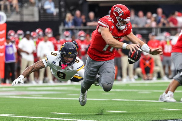 NCAA FB: California at UNLV